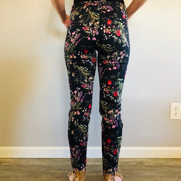 SOLD - Picture 4 of 7